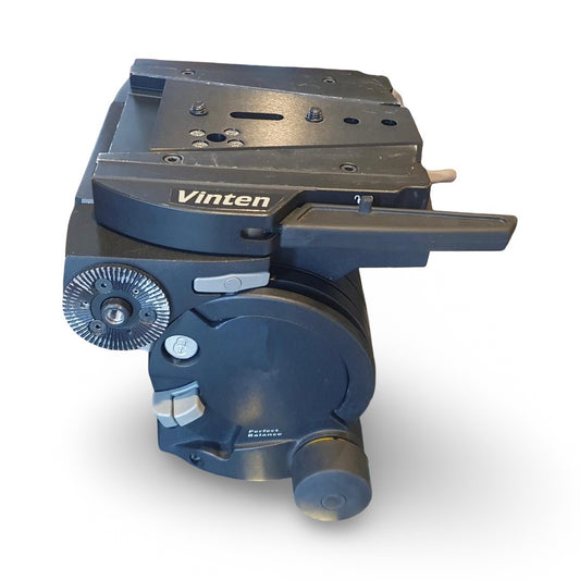 Vinten heavy duty tripod system Vector 900
