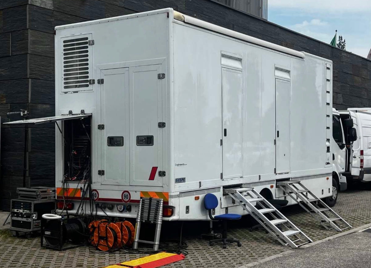 Renault HD OB Van – 8 Camera Broadcast Production Truck