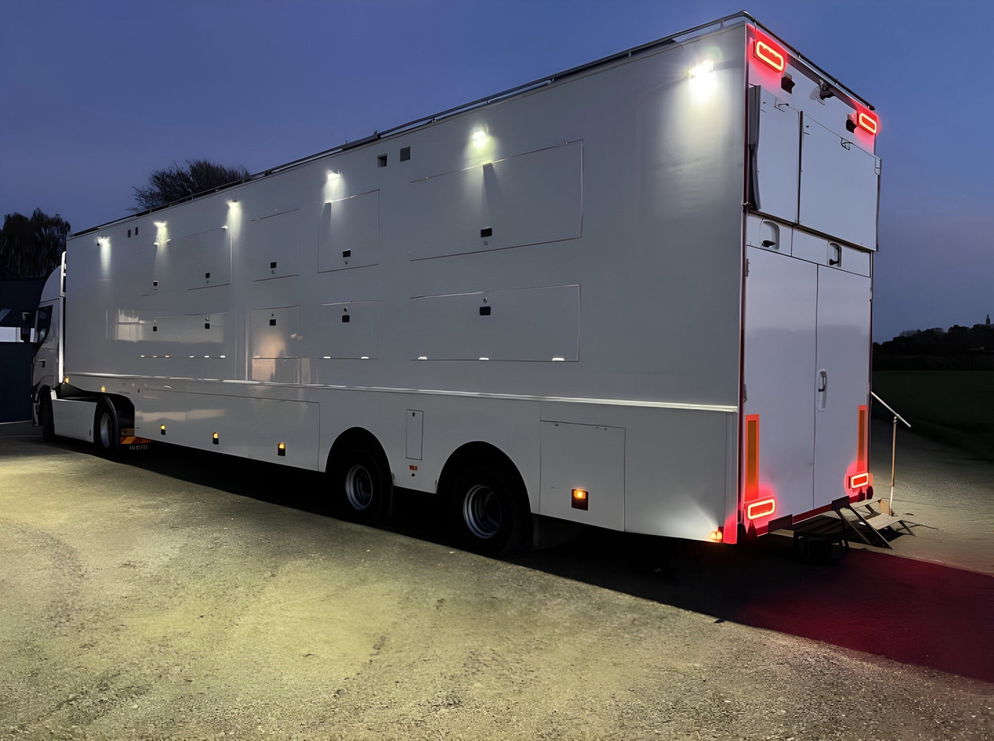 Complete OB trailer with Cameras, EVS and lenses