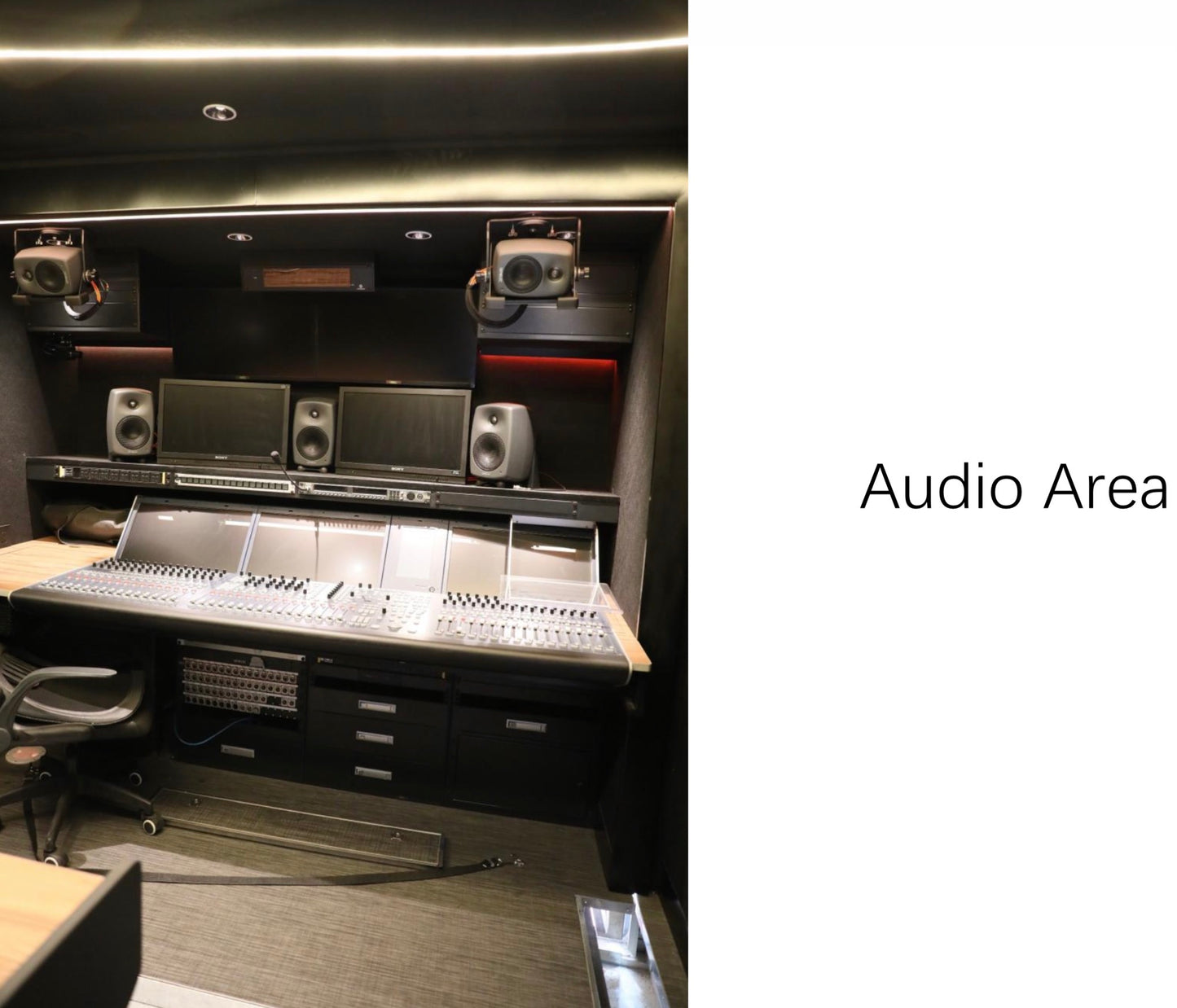 UHD OB trailer from 2022 incl. 20x Sony UHD cameras and lenses