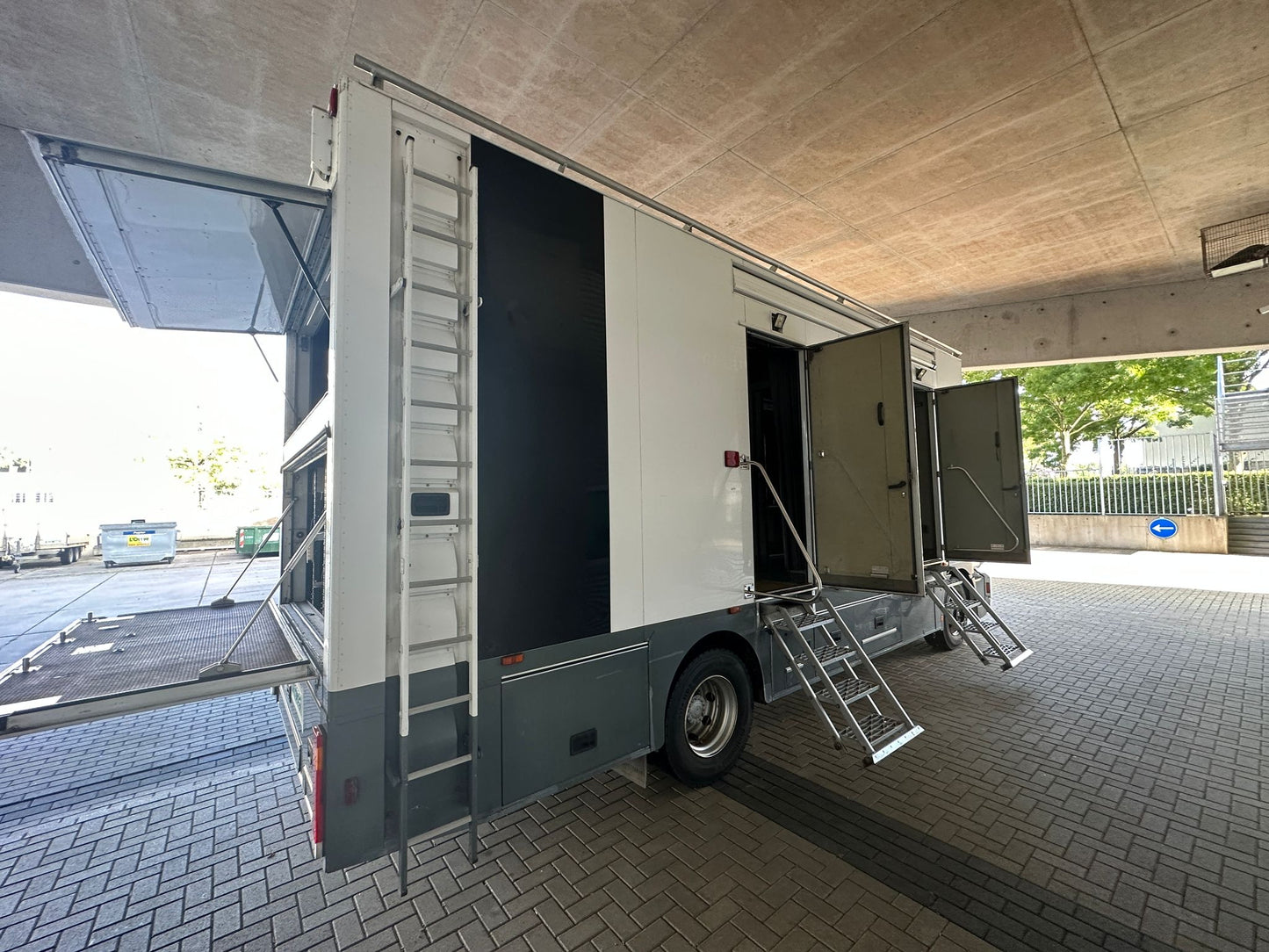 Rack Ready OB Truck for sale **SOLD**