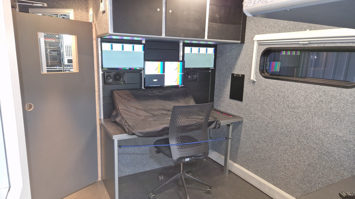 OB HD 3G production trailer for up to 10 cameras