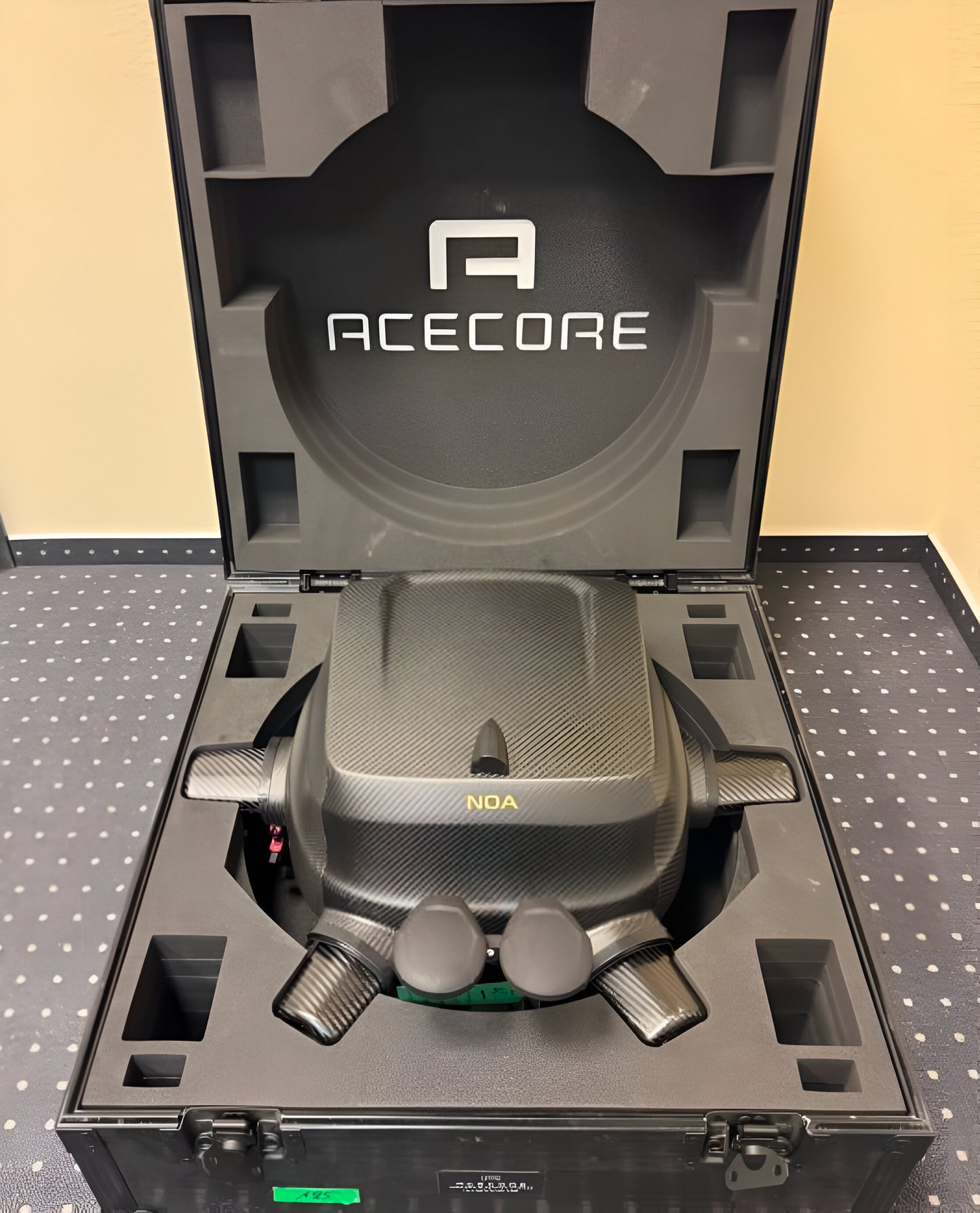 Acecore Noa 6 - Powerful heavy lift drone