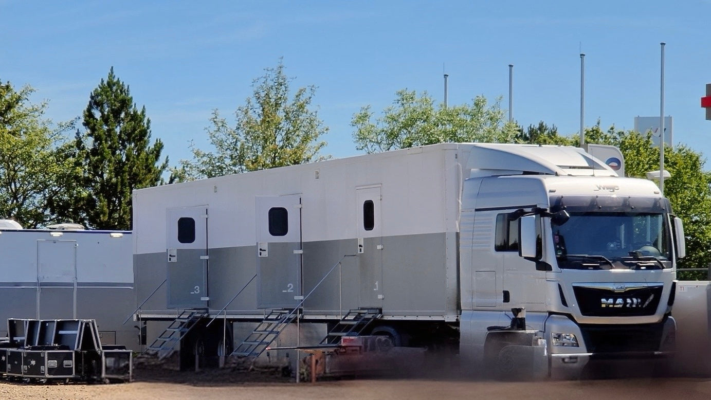 OB HD 3G production trailer for up to 10 cameras